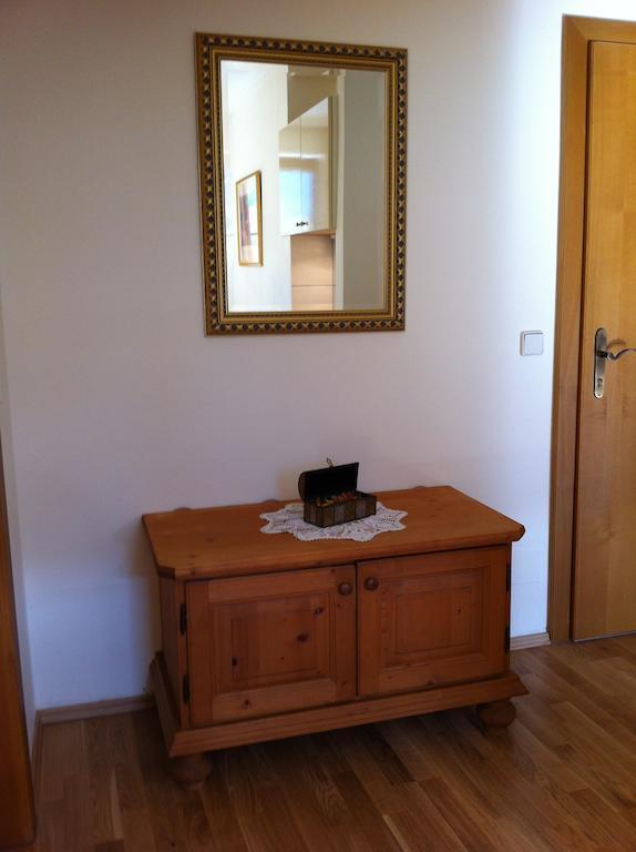 Appartements Lenzhofer Gundersheim Zimmer foto