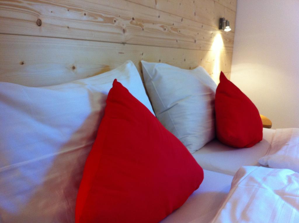 Appartements Lenzhofer Gundersheim Zimmer foto